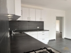 Küche EG - Verkauf: Großzügiger Bungalow mit Garage und Einliegerwohnung