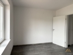 Schlafzimmer EG - Verkauf: Großzügiger Bungalow mit Garage und Einliegerwohnung