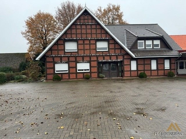 Wohnhaus mit Bürotrakt und Halle auf großem Grundstück in Damme!, 49401 Damme, Haus